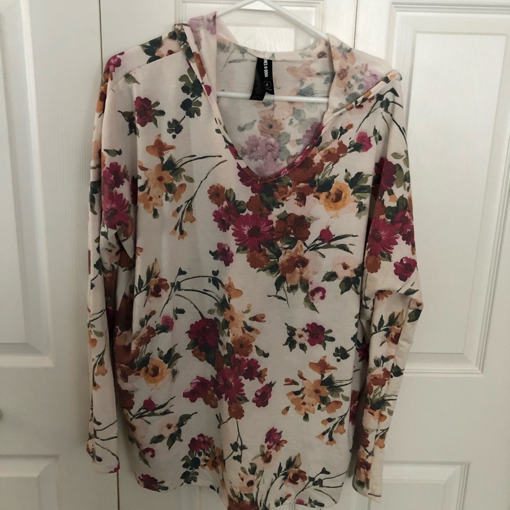 Agnes & Dora hoodie
